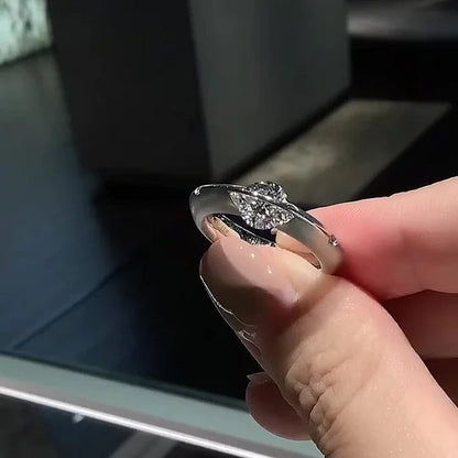 ❤️ Valentijnscadeau 💎 Draaiende diamanten ring symboliseert de ster van het universum