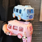🎁Beste geschenken voor kinderen🚌Draagbare waterbeker in de vorm van een bus met riem