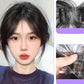 💇‍♀️ 50% KORTING! ✨ Naadloze Clip-on Coupe met Franse Pony Pruik – Natuurlijke Look, Eenvoudig Aan Te Brengen & Perfect Voor Een Snelle Stijlverandering 🌸