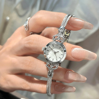 ⌚ NU 50% KORTING!✨ Elegant dameshorloge met parelmoeren wijzerplaat – Strass-accenten & sieradenarmband – Slank quartzhorloge 💎